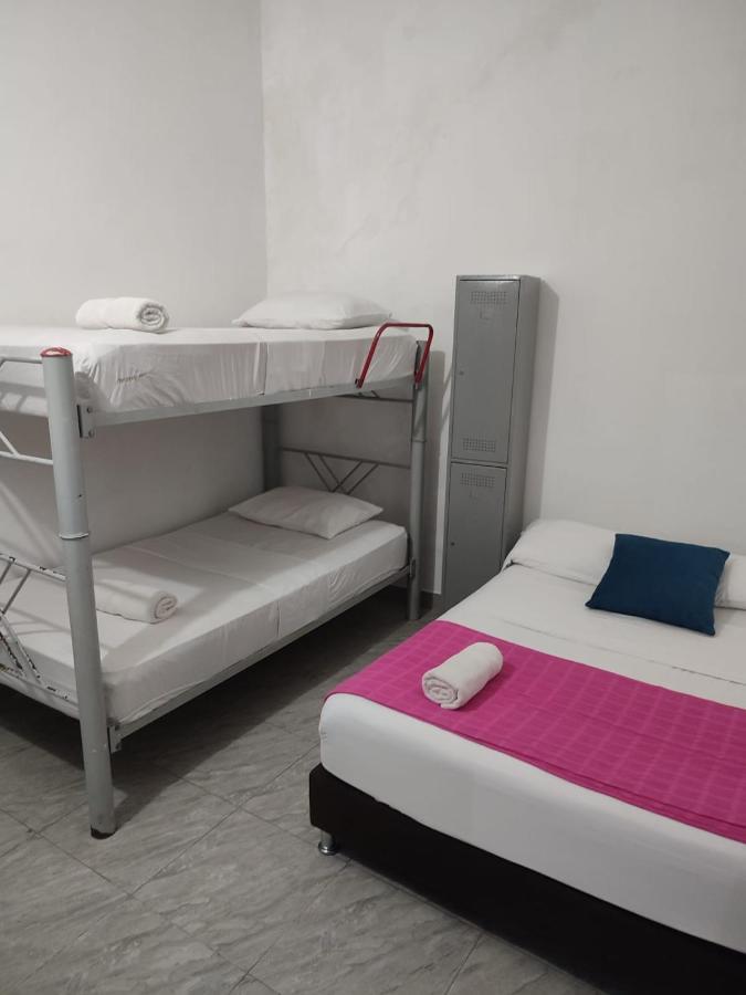 Hostal 1811 Cartagena Ngoại thất bức ảnh