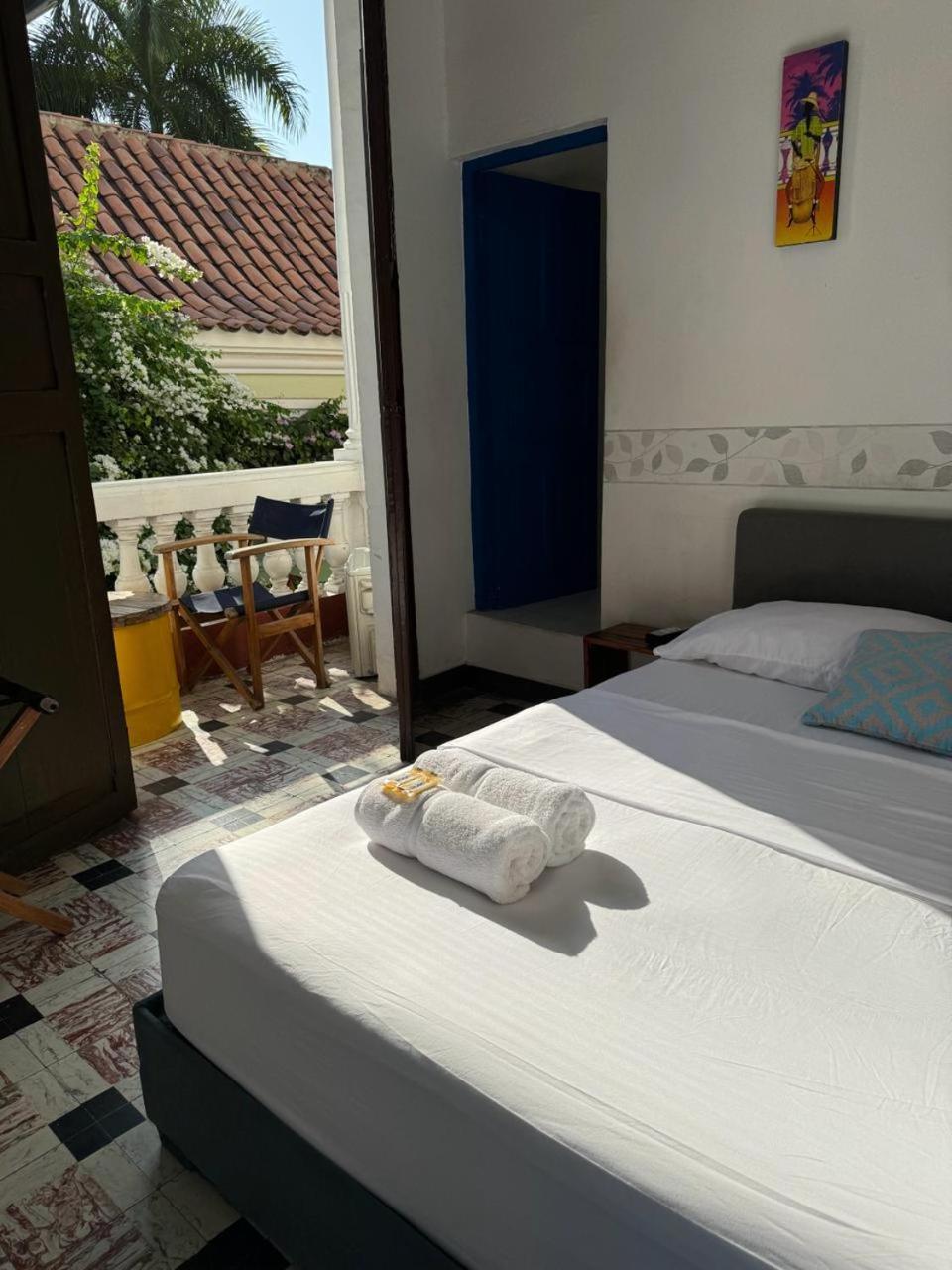 Hostal 1811 Cartagena Ngoại thất bức ảnh