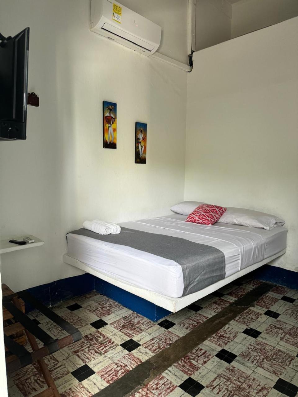 Hostal 1811 Cartagena Ngoại thất bức ảnh