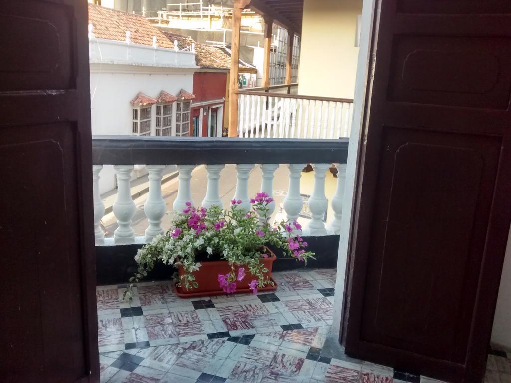 Hostal 1811 Cartagena Ngoại thất bức ảnh